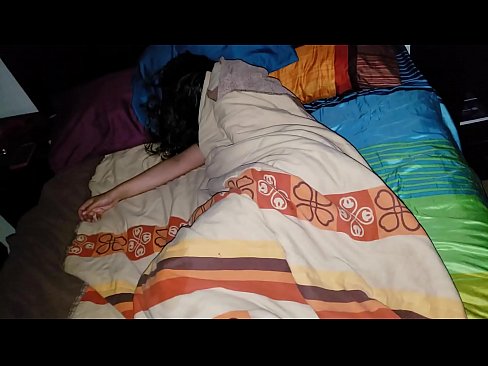 ❤️ Hoʻopiʻi ʻo Stepson i kona makuahine ʻōpio ʻoiai ʻo ia e hiamoe ana. Ano porn ma haw.eviewporn-com.ru ☑